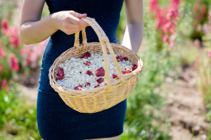 ShropshirePetals.com Confetti Basket with Romeo and Juliet