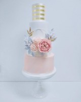 Sugar Flower Hoop Wedding cake
