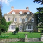 Holbrook Manor