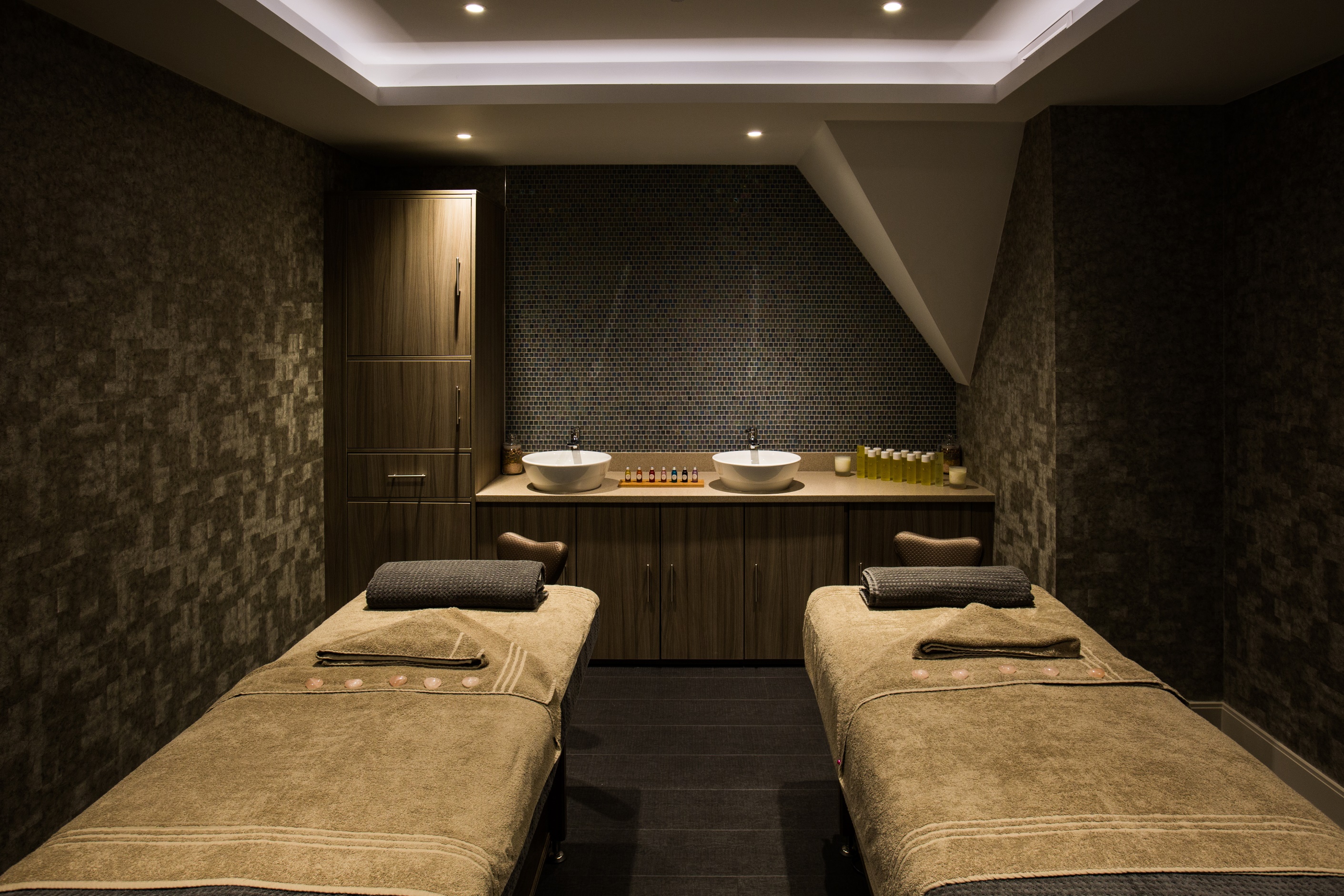 Duel Treatment Room